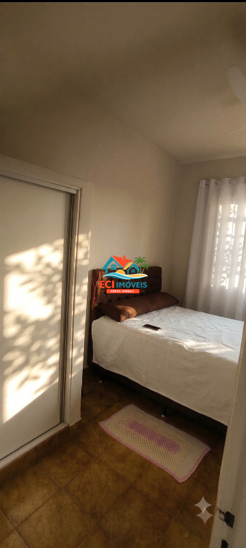 Casa à venda no Indaiá: 