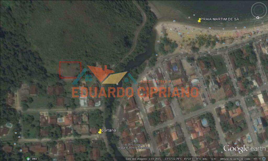 Terreno à venda no Martim de Sá: 