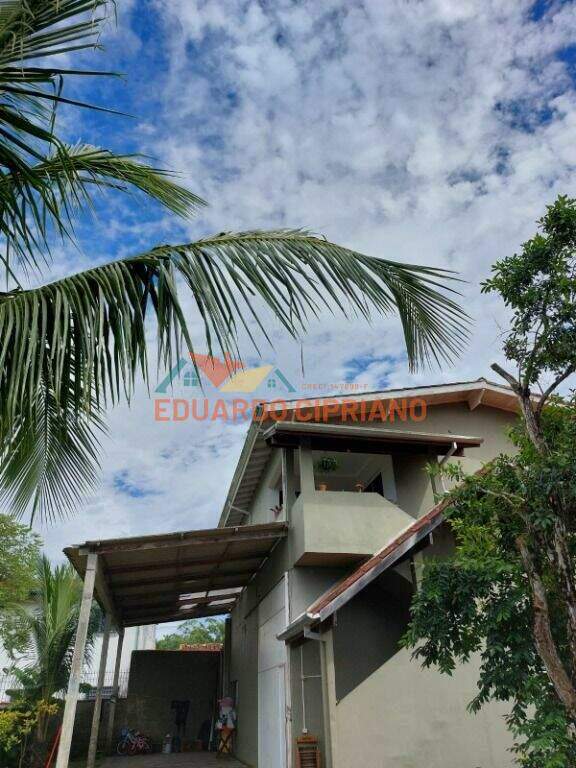 Casa à venda no Massaguaçu: 