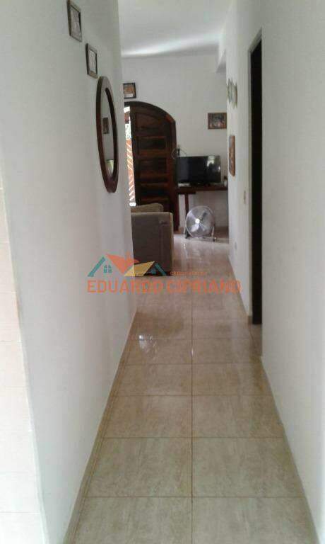 Casa à venda no Getuba: 