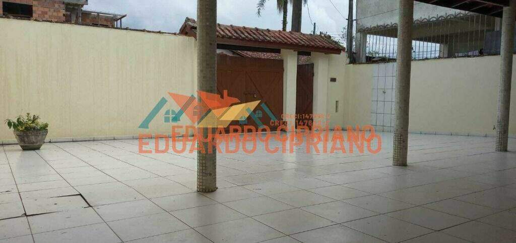 Casa à venda no Getuba: 