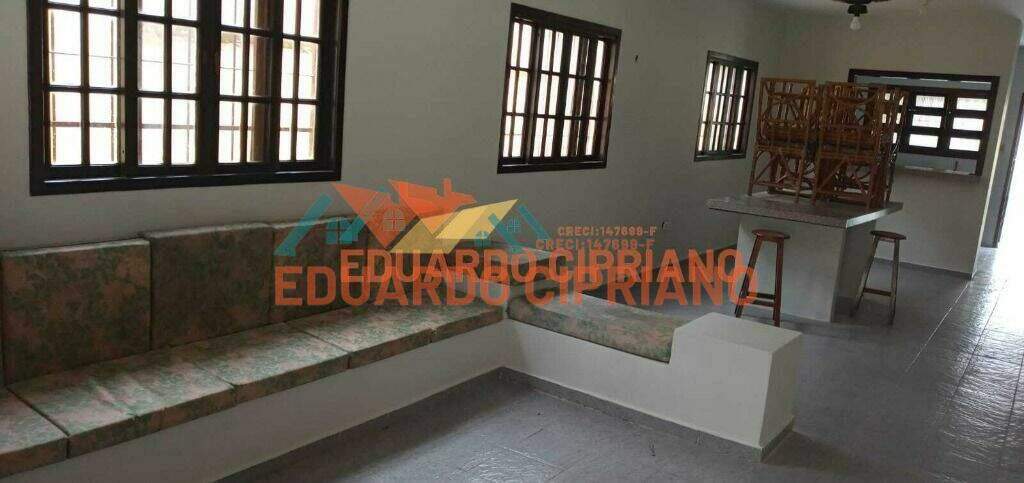 Casa à venda no Getuba: 