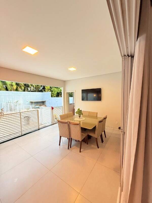 Casa à venda no Primeiro de Maio: 