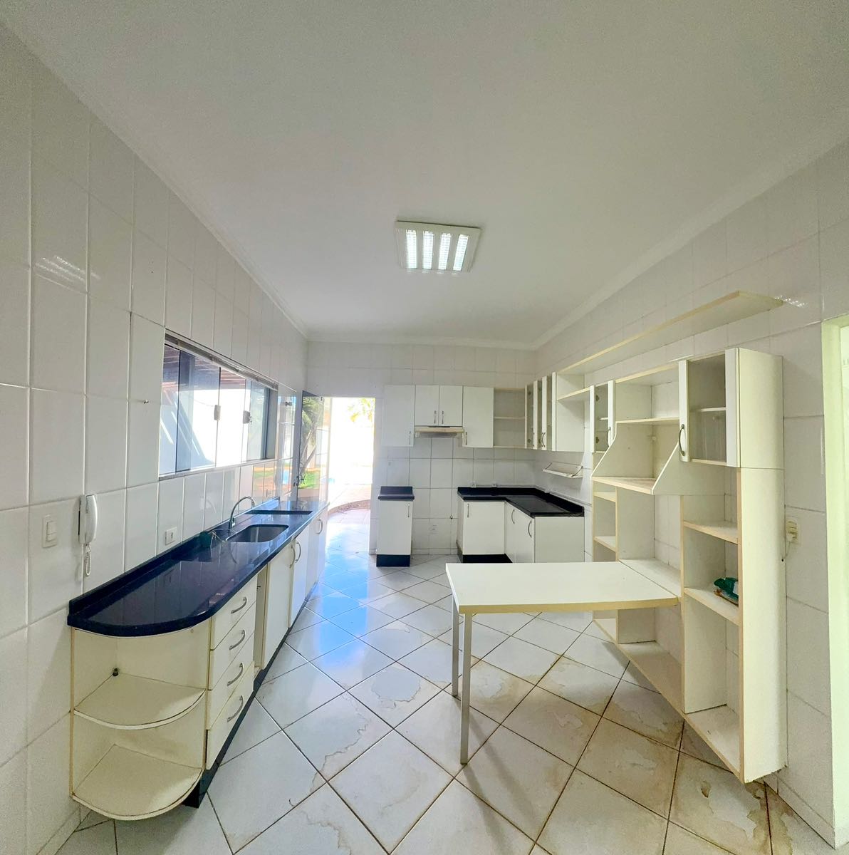 Casa para aluguel no Jardim Santa Marta: 