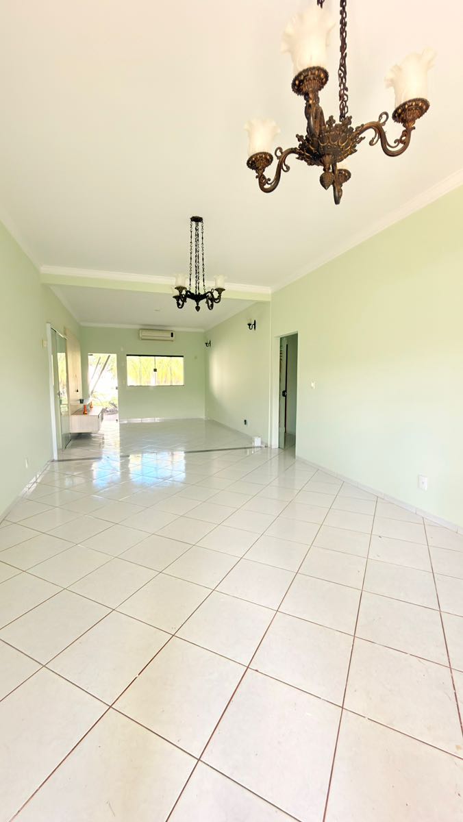 Casa para aluguel no Jardim Santa Marta: 