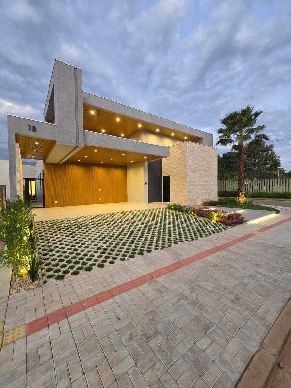 Casa à venda no Jardim Royal Boulevard do Cerrado: Fachada