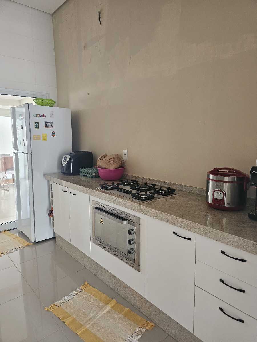 Casa à venda no Setor Residencial Granville I: 