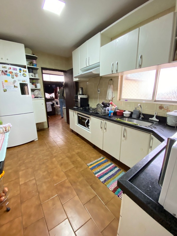 Apartamento à venda no Edifício Residencial Village : 