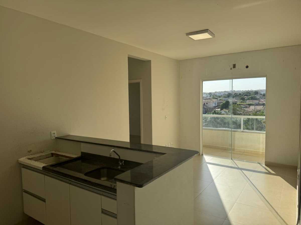 Apartamento à venda no Residencial Portal do Ipê: 