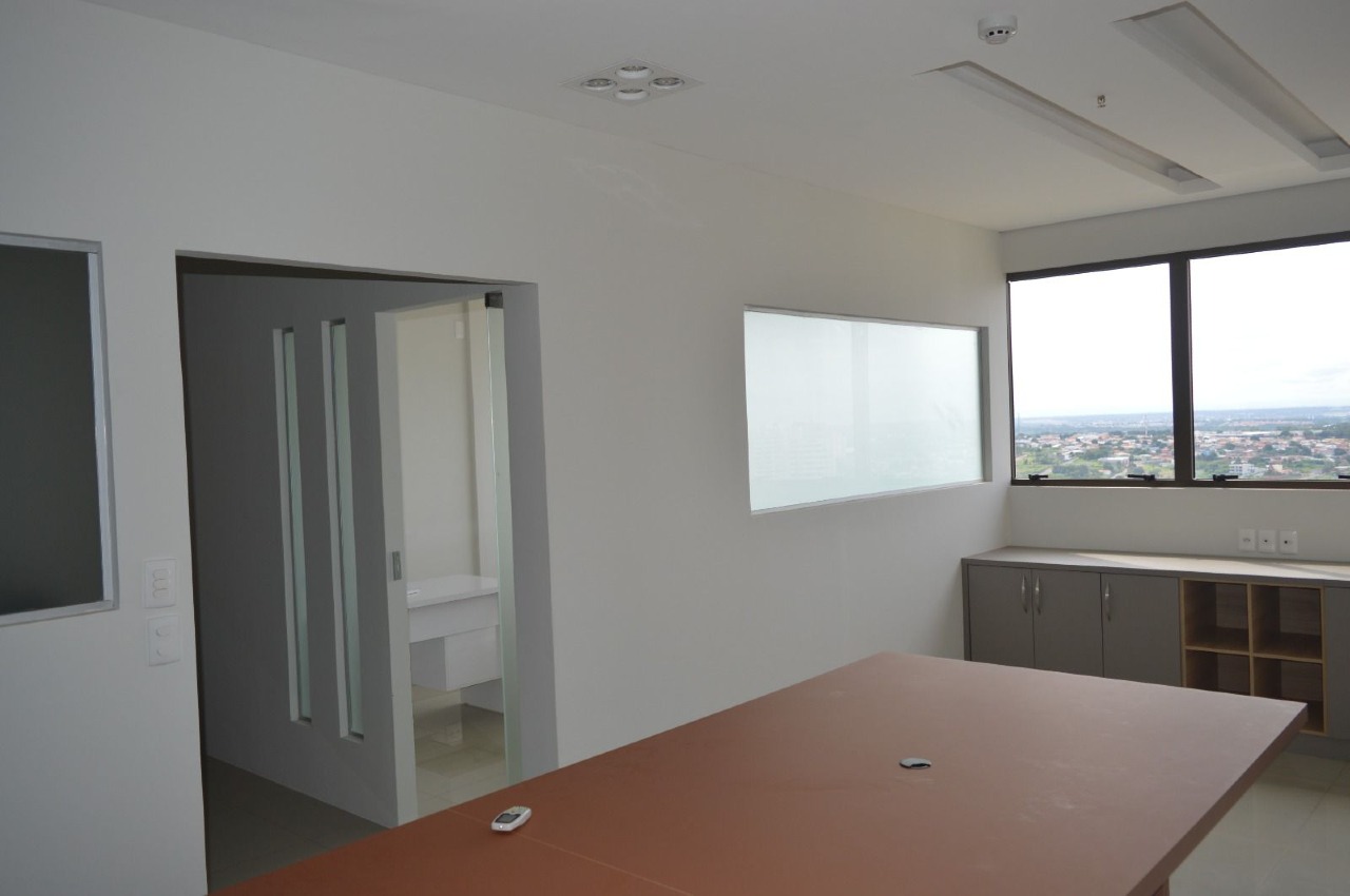 Sala à venda no Bosque da Saúde: 