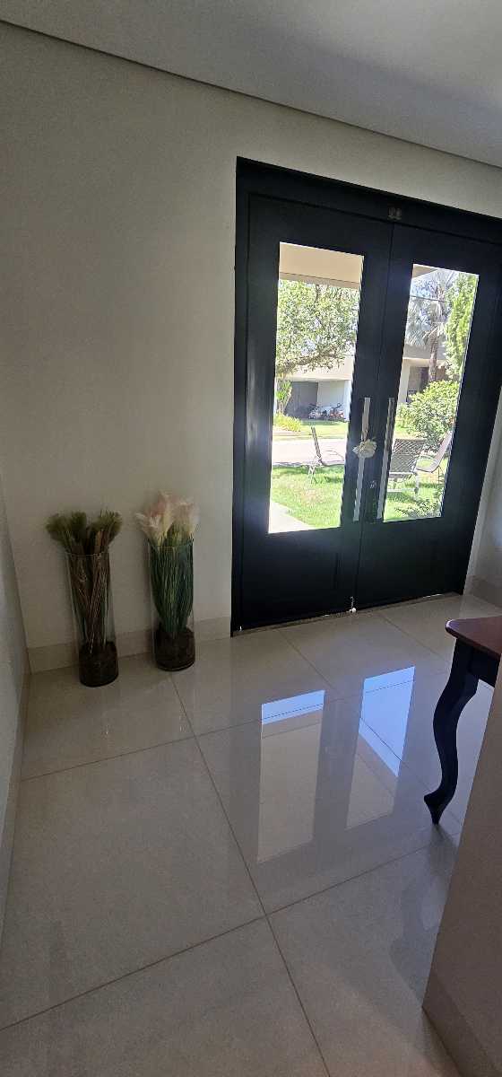 Casa à venda no Condomínio Village do Cerrado: 