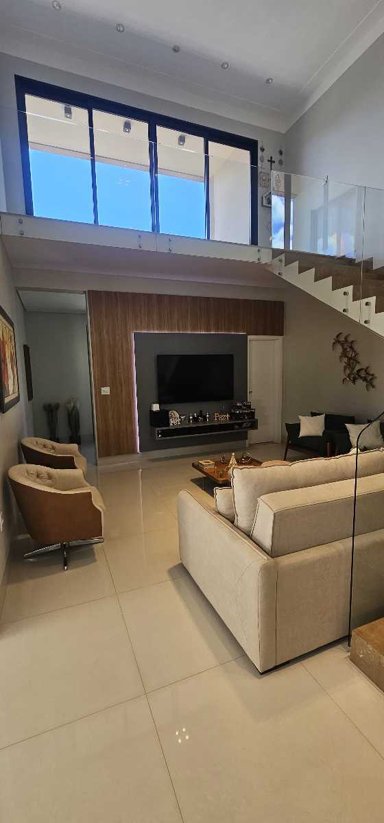 Casa à venda no Condomínio Village do Cerrado: 