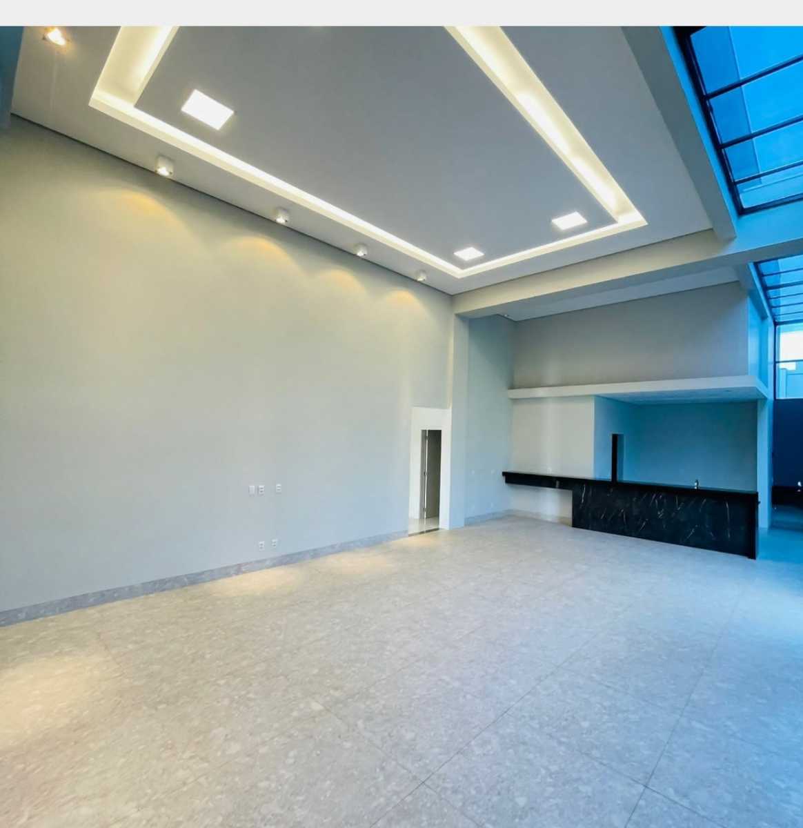 Casa à venda no Jardim Royal Boulevard do Cerrado: 