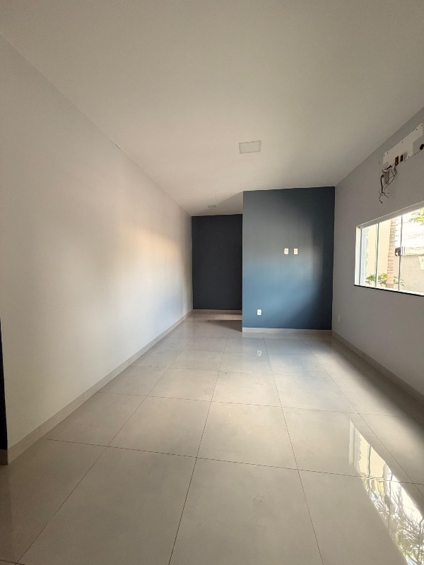 Casa à venda no Jardim Tancredo Neves: 