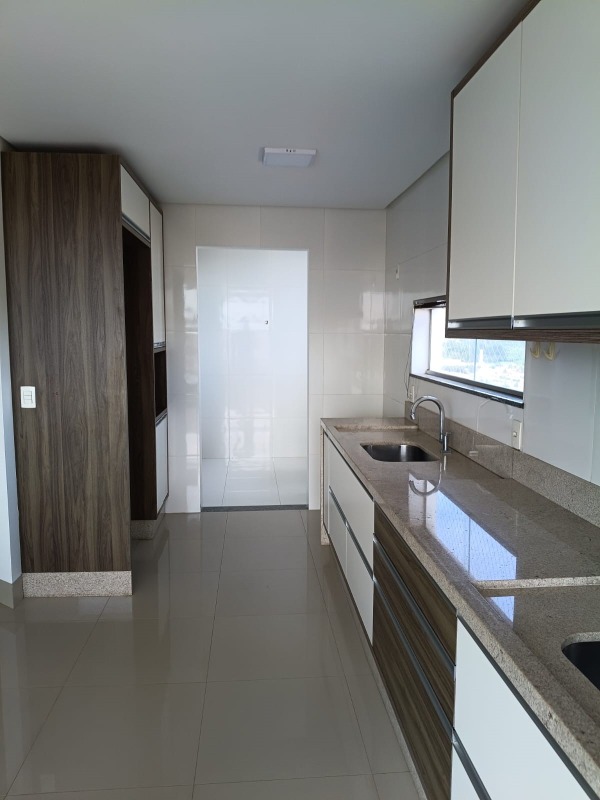 Apartamento à venda no Edifício Classic II: 