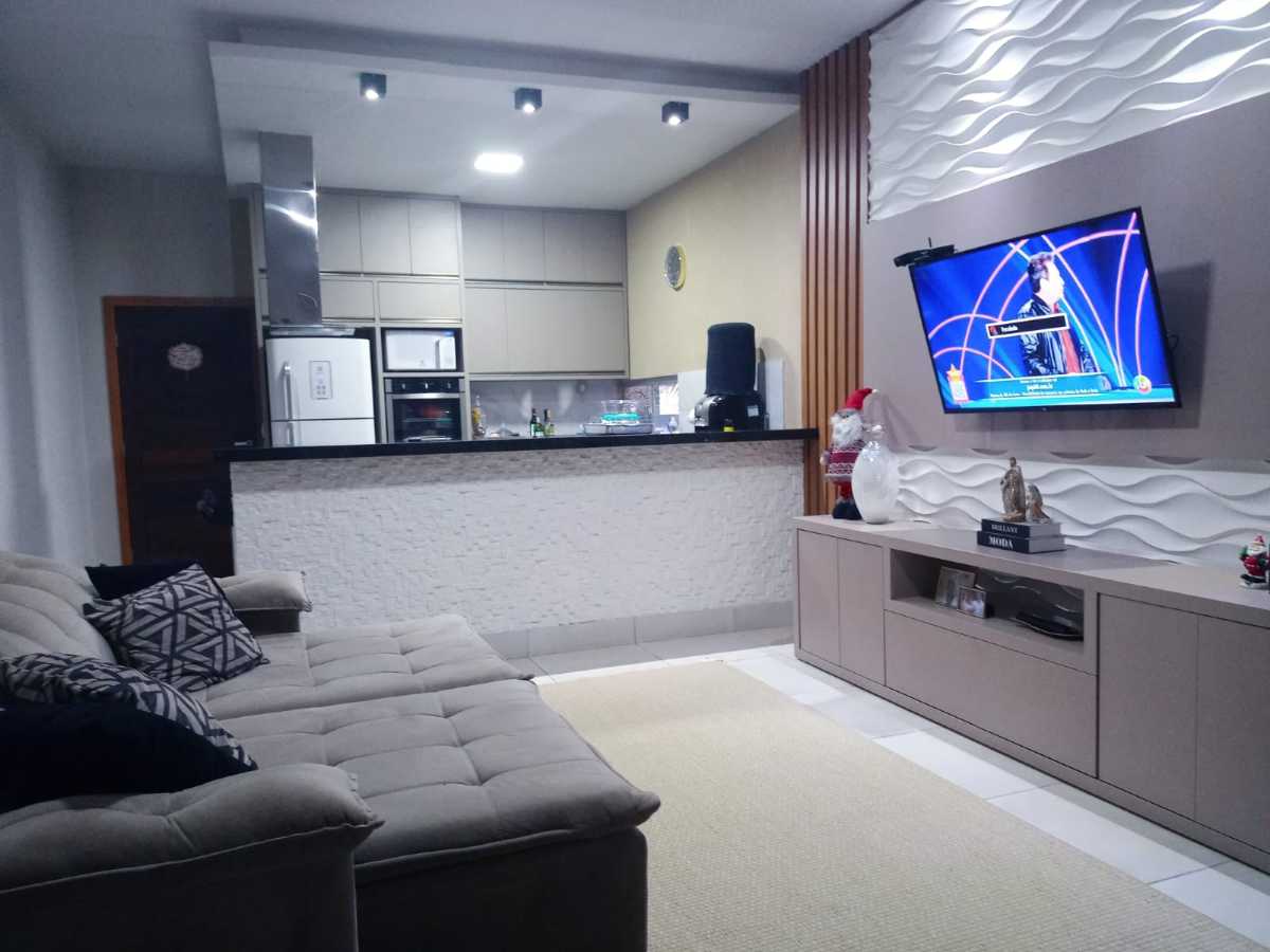 Casa à venda no Jardim Oliveira: 