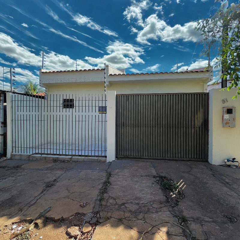 Casa para aluguel no Cidade Salmen: 