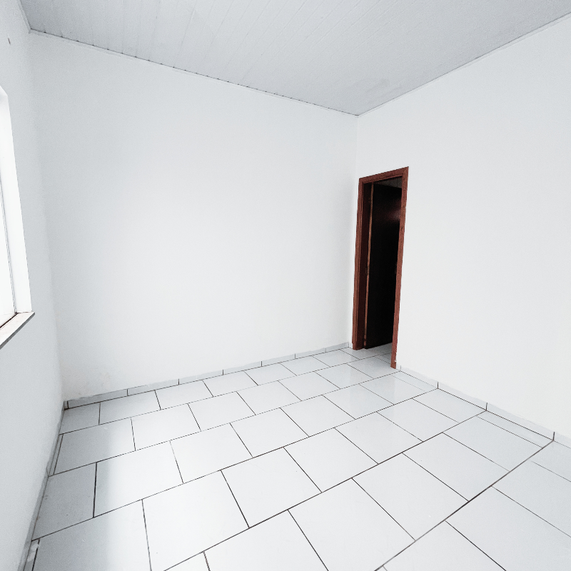 Casa para aluguel no Cidade Salmen: 