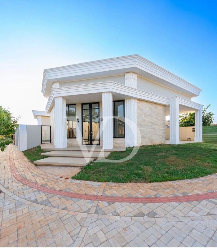Casa à venda no Jardim Royal Boulevard do Cerrado: 