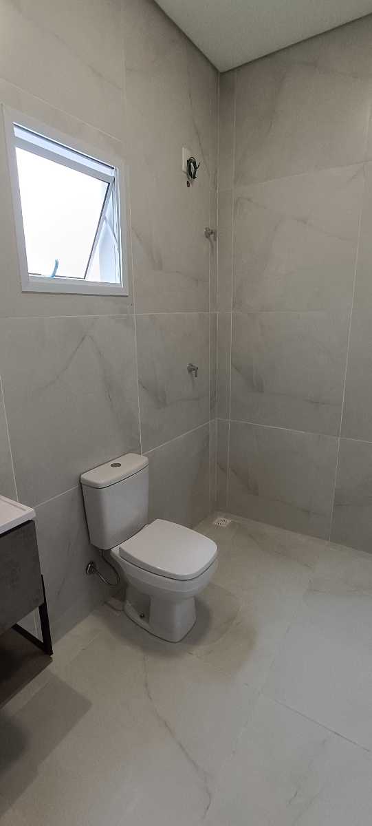 Casa à venda no Loteamento Green Valley: 