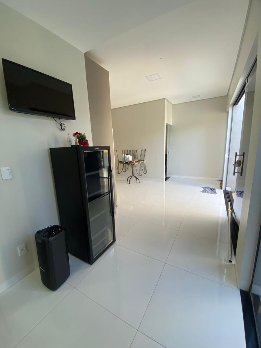 Casa à venda no Loteamento Parque dos Lírios: 