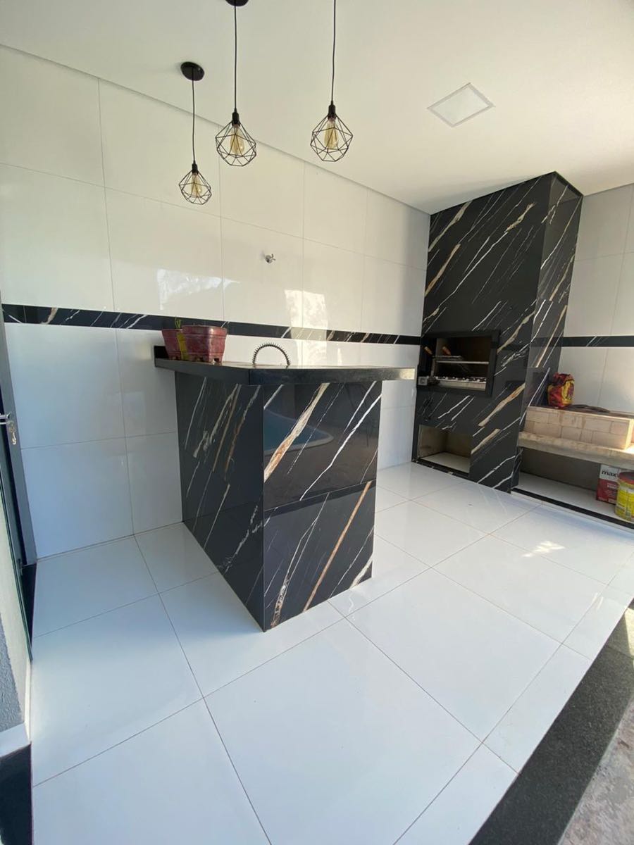 Casa à venda no Loteamento Parque dos Lírios: 