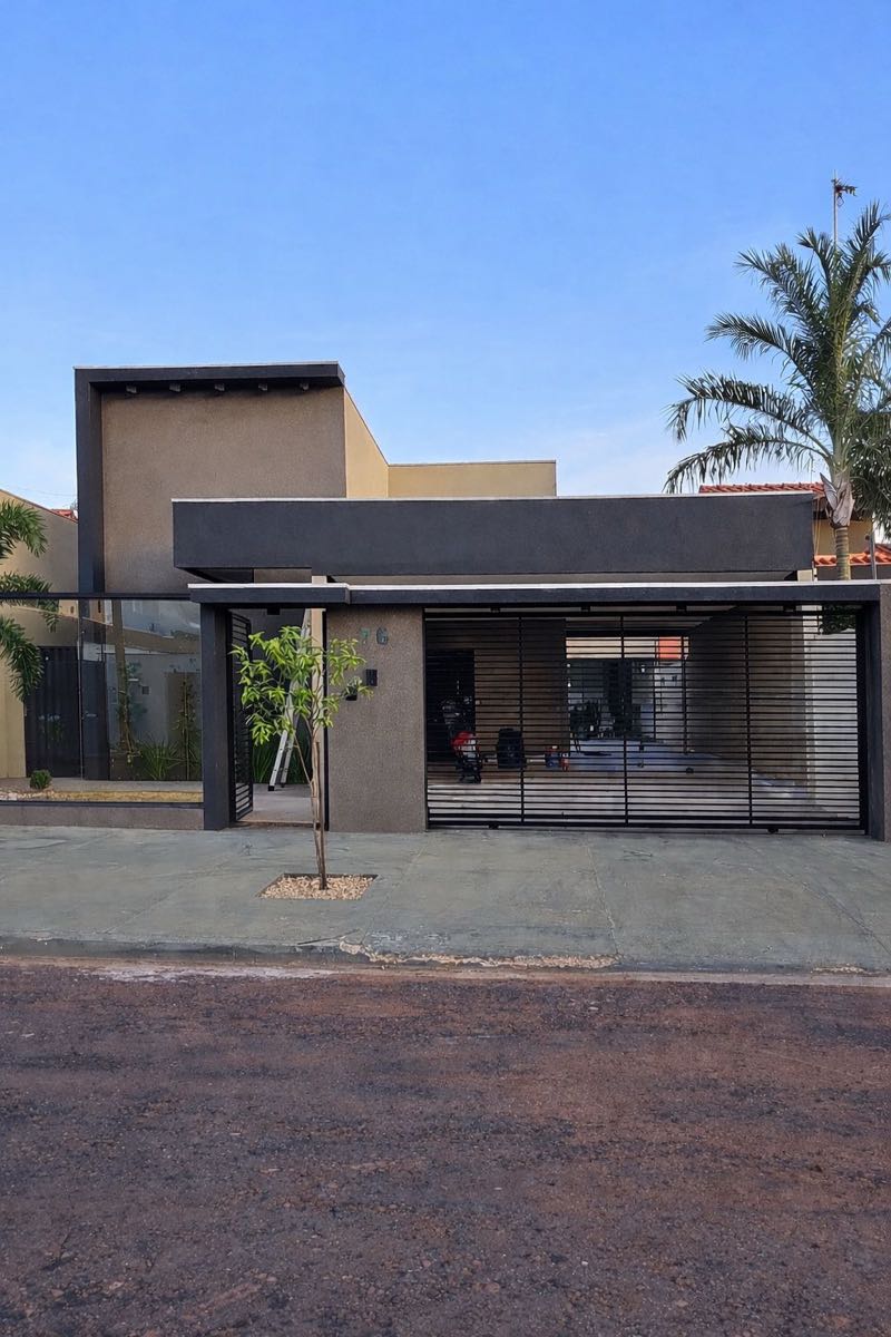 Casa para aluguel no Parque Sagrada Família: 