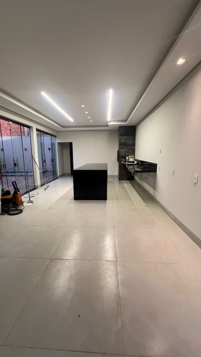 Casa para aluguel no Parque Sagrada Família: 