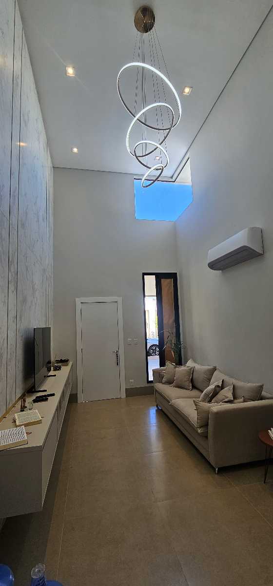 Casa para aluguel no Setor Residencial Granville I: 