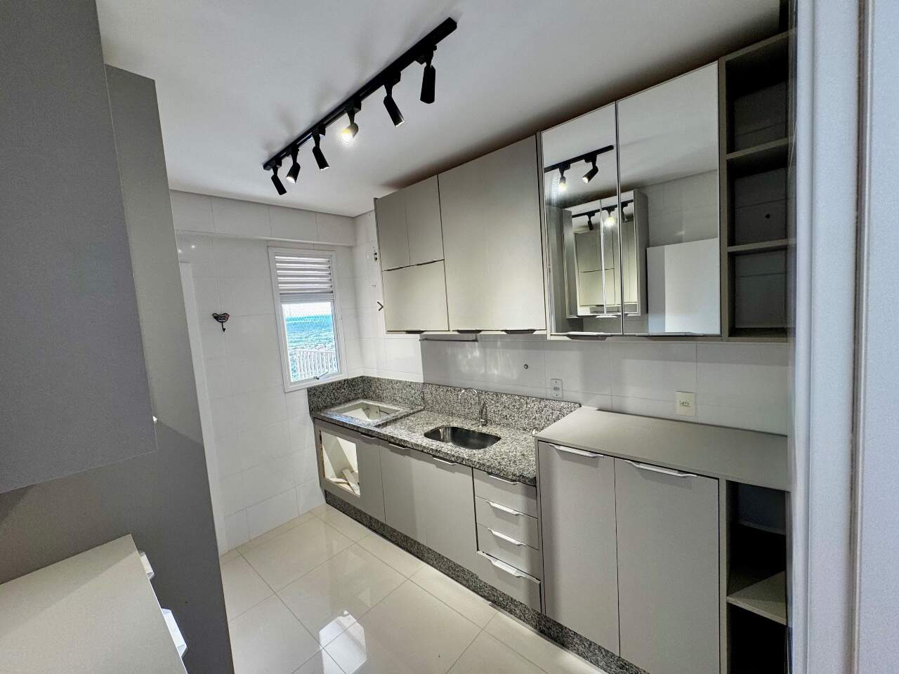 Apartamento à venda no Grande Terceiro: 