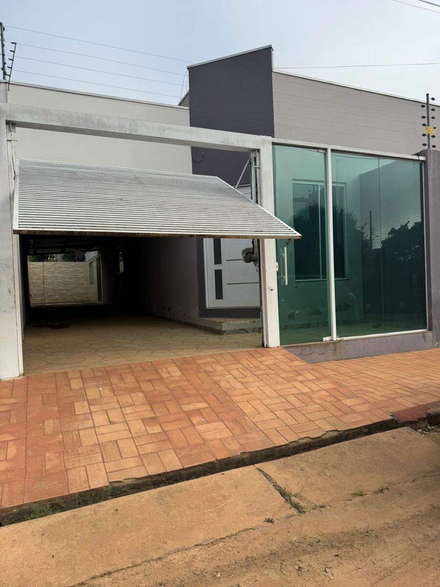 Casa à venda no Centro: 