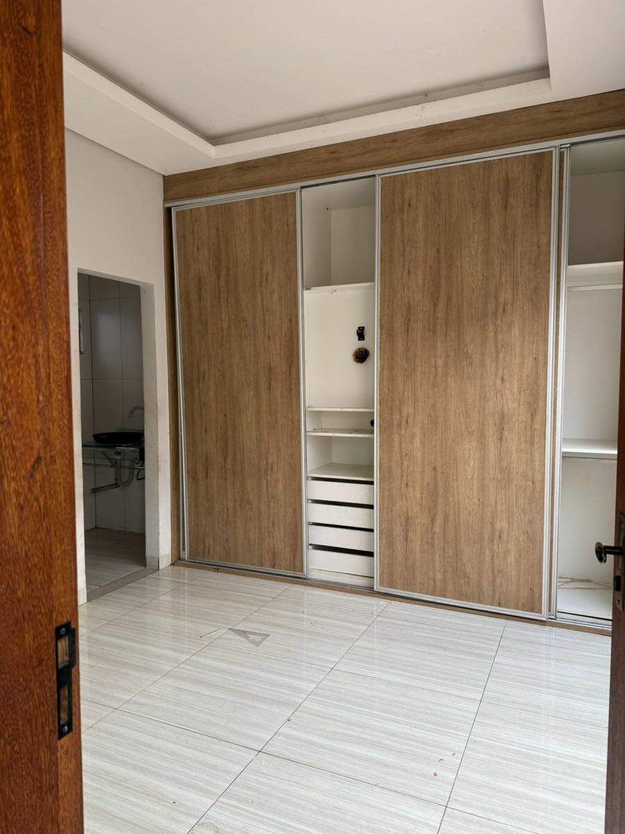 Casa à venda no Centro: 