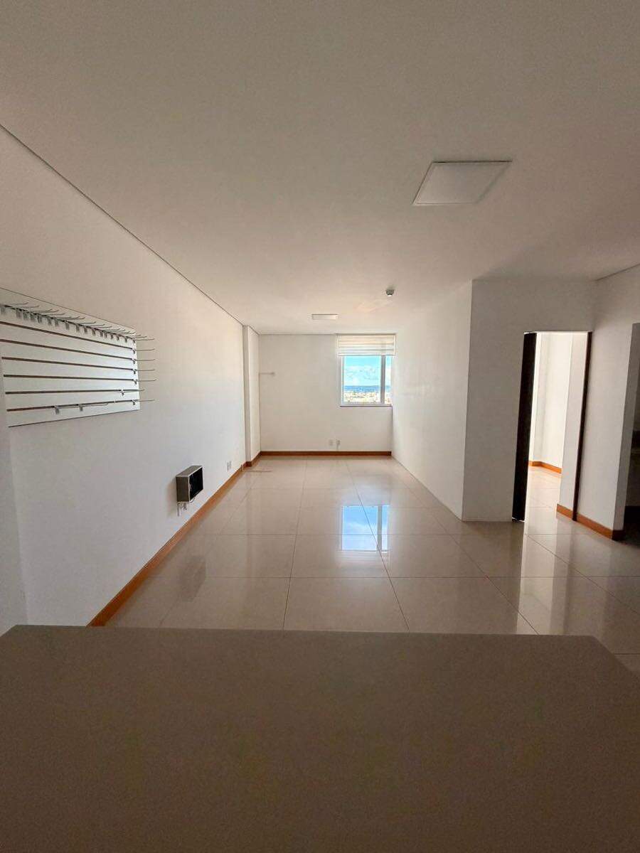 Sala à venda no Centro: 