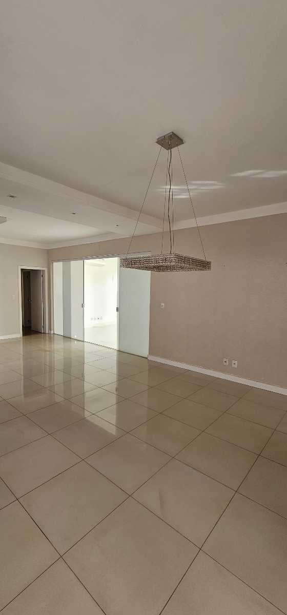 Casa para aluguel no Parque Sagrada Família: 