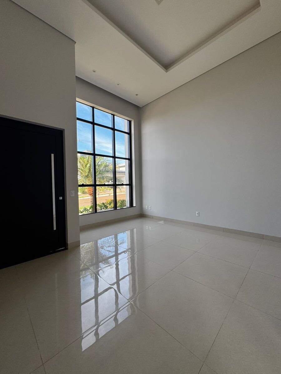 Casa para aluguel no Vila Goulart III: 