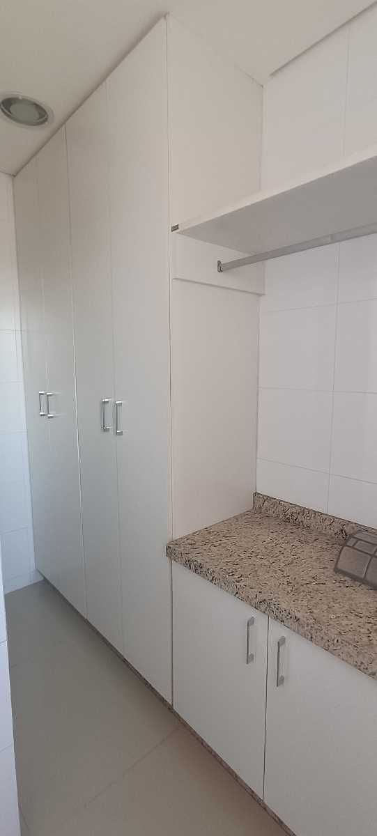 Apartamento para aluguel no Edifício Araucária: 