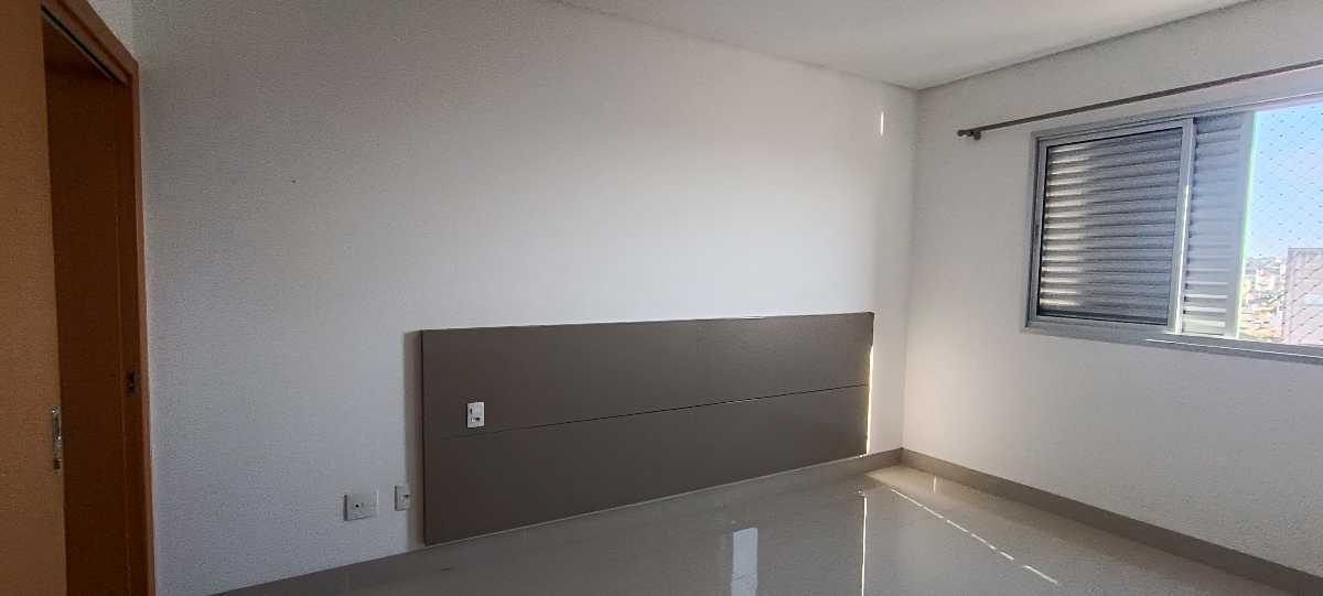 Apartamento para aluguel no Edifício Araucária: 