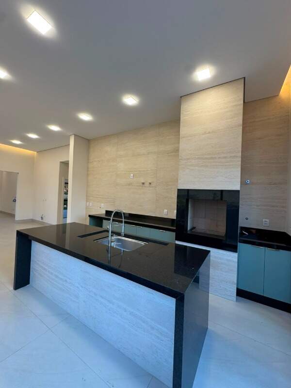 Casa para aluguel no Condomínio Villa Toscana - Região Horto: 