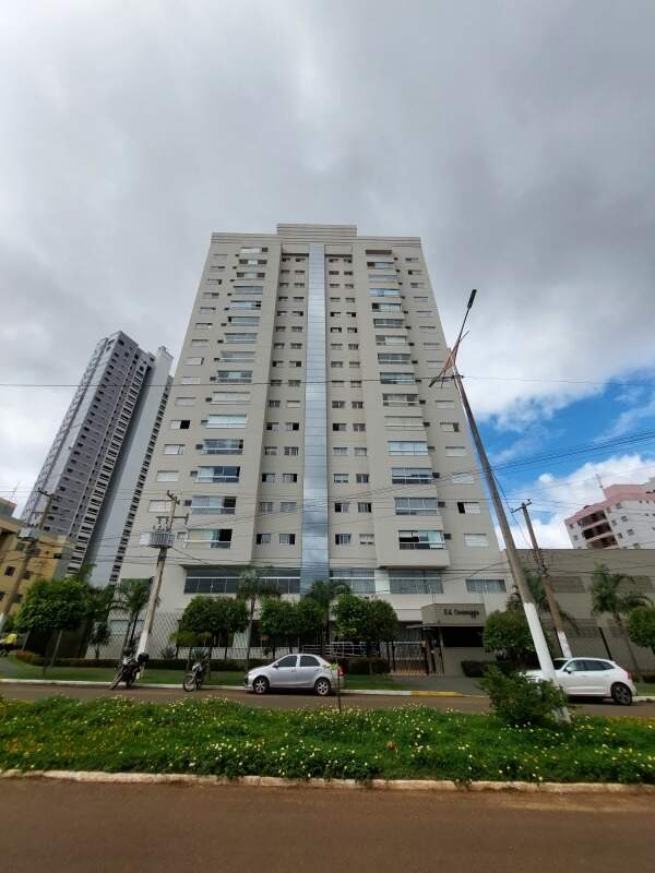 Apartamento à venda no Edifício Caravaggio - Próx. Shopping : 