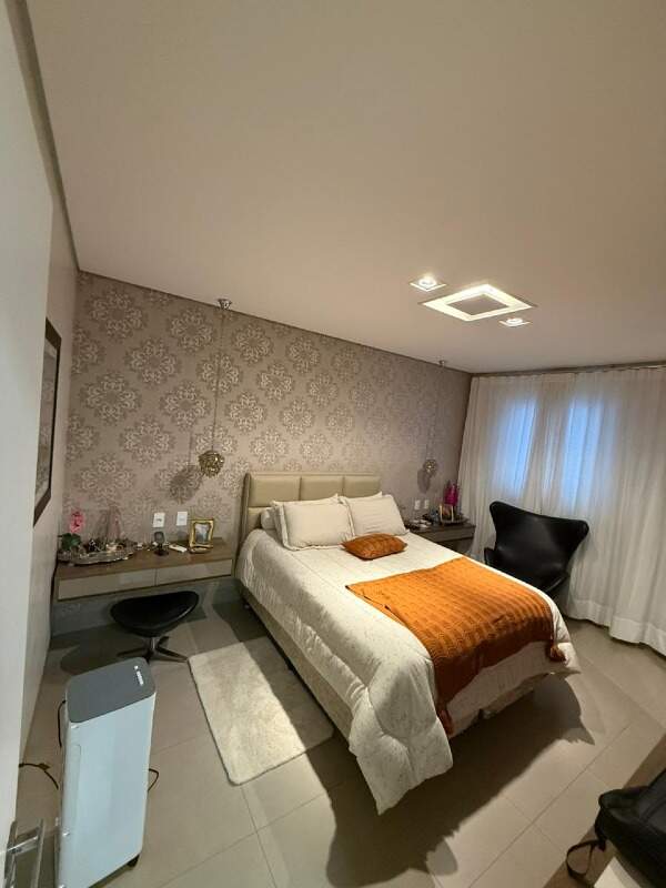 Apartamento à venda no Parque Sagrada Família: 