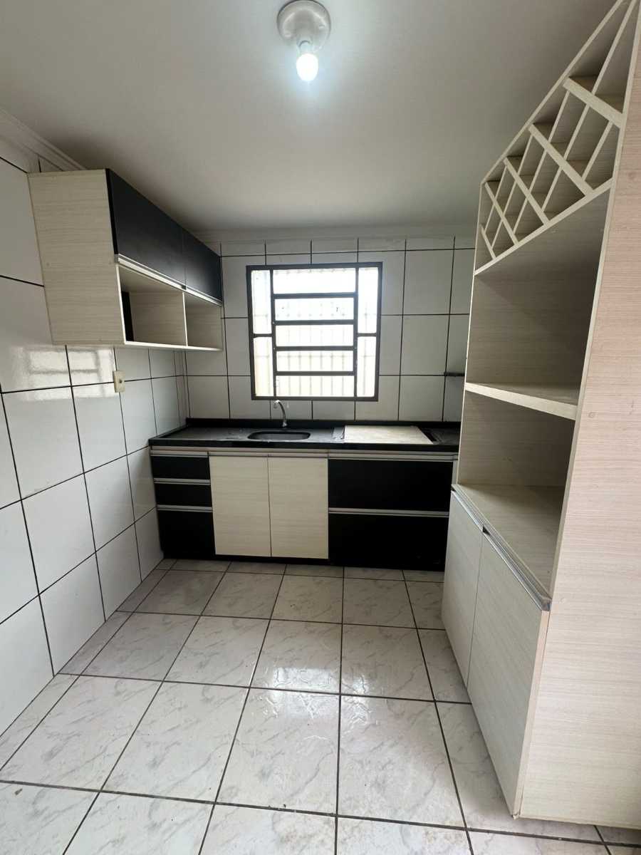 Casa à venda no Loteamento Parque das Rosas: 
