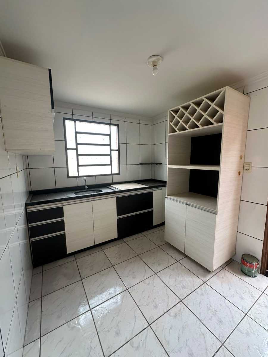 Casa à venda no Loteamento Parque das Rosas: 