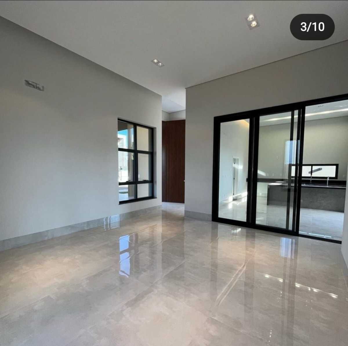 Casa à venda no Jardim Royal Boulevard do Cerrado: 