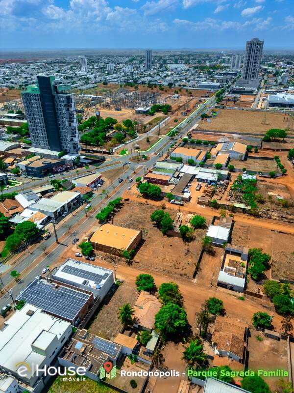 Lote à venda no Parque Sagrada Família: 
