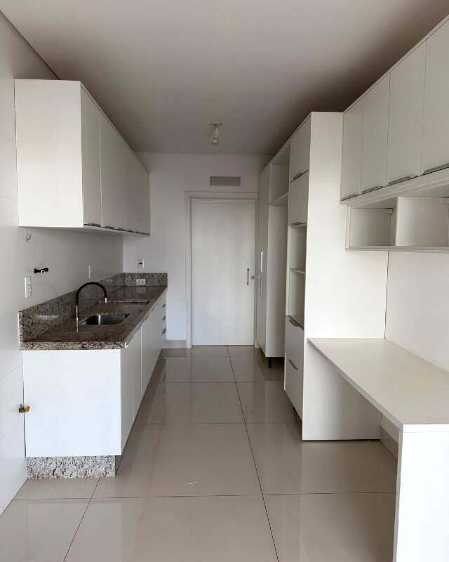 Apartamento para aluguel no Parque Sagrada Família: 