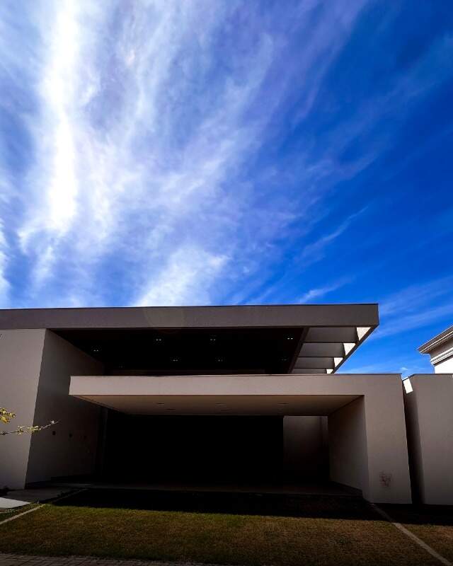 Casa à venda no Jardim Royal Boulevard do Cerrado: 