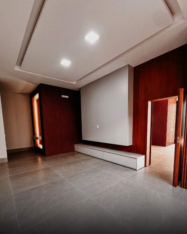Casa para aluguel no Jardim Royal Boulevard do Cerrado: 