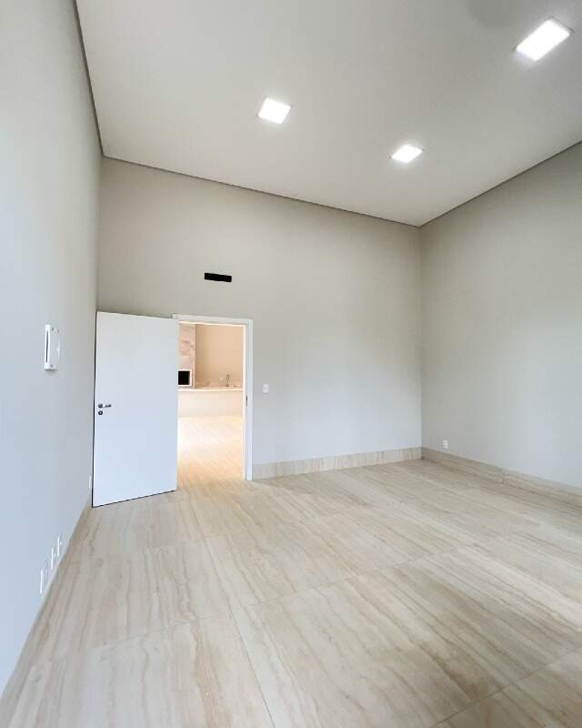 Casa para aluguel no Jardim Royal Boulevard do Cerrado: 