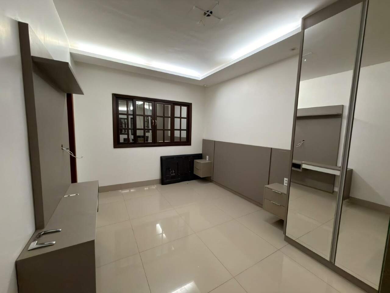 Casa para aluguel no Vila Aurora I: 