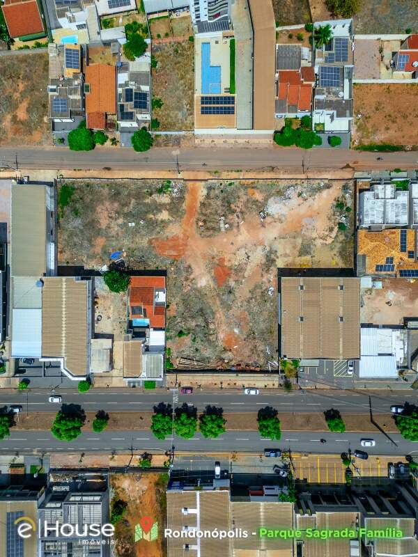 Lote à venda no Parque Sagrada Família: 